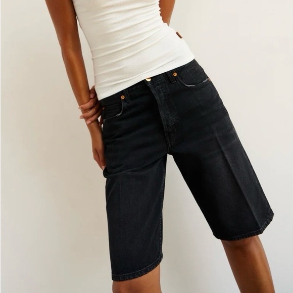 Jamie Haller Pants - Jamie Haller The Finished Hem Knee-cut Shorts Washed Black 25 May fit 26 27